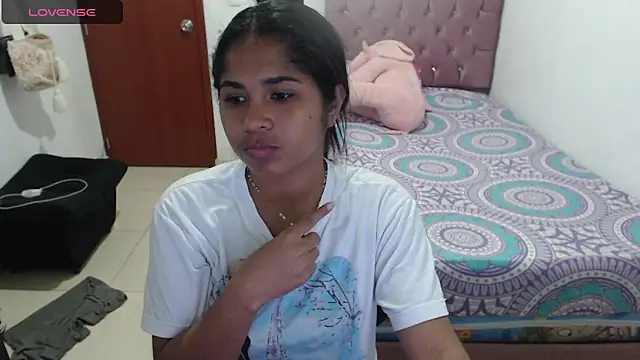 Snapshot of july-feria chatting on January 13, 2025, 12:30 am july-feria online show from January 13, 2025, 12:30 am