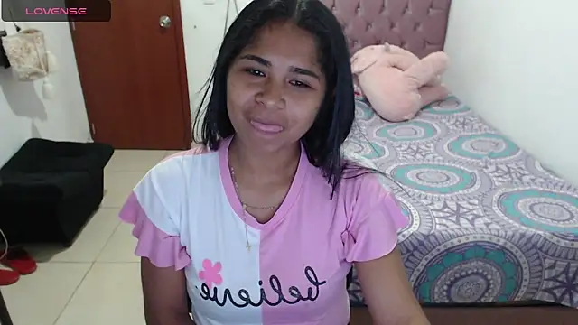 Snapshot of july-feria chatting on January 15, 2025, 1:34 am july-feria online show from January 15, 2025, 1:34 am