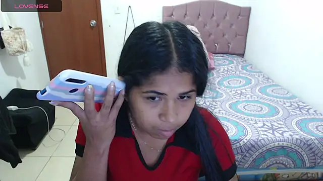 Snapshot of july-feria chatting on January 19, 2025, 12:28 am july-feria online show from January 19, 2025, 12:28 am