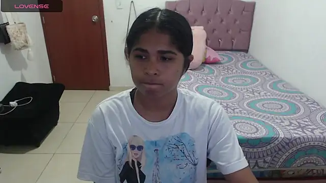 Snapshot of july-feria chatting on February 5, 2025, 12:31 am july-feria online show from February 5, 2025, 12:31 am