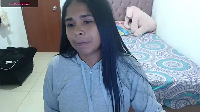 Snapshot of july-feria chatting on February 25, 2025, 8:19 pm july-feria online show from February 25, 2025, 8:19 pm