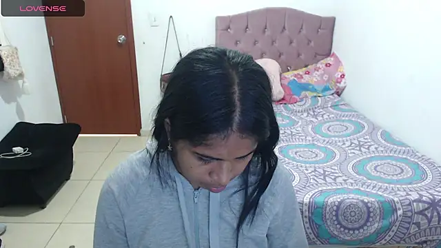 Snapshot of july-feria chatting on February 27, 2025, 5:26 pm july-feria online show from February 27, 2025, 5:26 pm