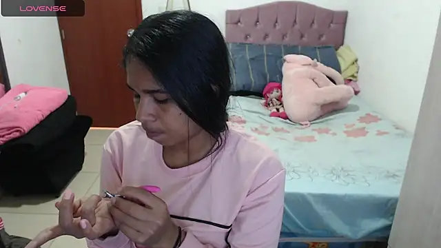 Snapshot of july-feria chatting on September 8, 2025, 5:34 pm july-feria online show from September 8, 2025, 5:34 pm