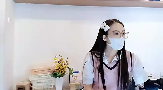 Lush-Office online show from March 10, 2025, 7:32 am