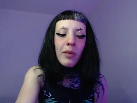 Snapshot of bad_doll_bb chatting on October 24, 2025, 4:42 am bad doll bb online show from October 24, 2025, 4:42 am