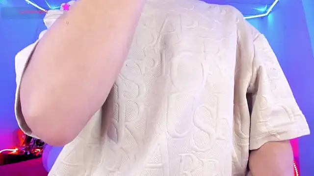 Ethan Boyy online show from April 1, 2026, 6:16 pm