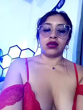 Snapshot of AnonymousGirl chatting on January 21, 2025, 9:25 pm AnonymousGirl online show from January 21, 2025, 9:25 pm