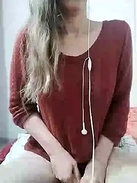 Snapshot of Sophy666 chatting on February 9, 2025, 4:14 am Sophy666 online show from February 9, 2025, 4:14 am