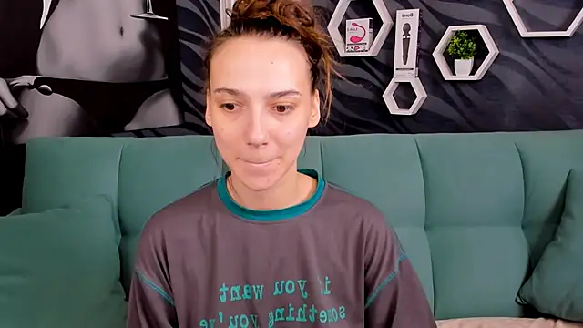 Snapshot of annabishop chatting on February 12, 2025, 6:19 am annabishop online show from February 12, 2025, 6:19 am