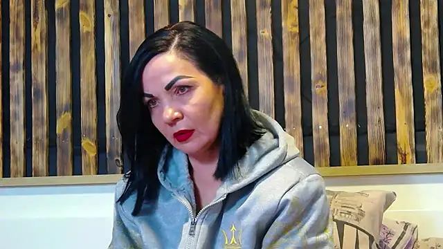 Tory Lovi online show from March 19, 2025, 1:18 pm