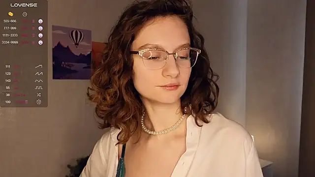 Leya Curly online show from February 15, 2025, 10:00 am