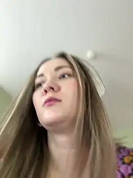 Snapshot of Kiss_My_Body chatting on February 14, 2025, 2:23 pm Kiss My Body online show from February 14, 2025, 2:23 pm