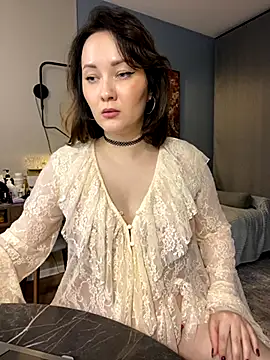 Snapshot of Kiss_My_Body chatting on November 6, 2025, 1:45 pm Kiss My Body online show from November 6, 2025, 1:45 pm