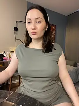 Snapshot of Kiss_My_Body chatting on November 8, 2025, 12:38 pm Kiss My Body online show from November 8, 2025, 12:38 pm