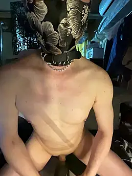 junnryy0121 online show from April 10, 2026, 7:13 am