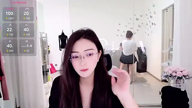 miaomiao-777 online show from June 29, 2026, 4:19 am
