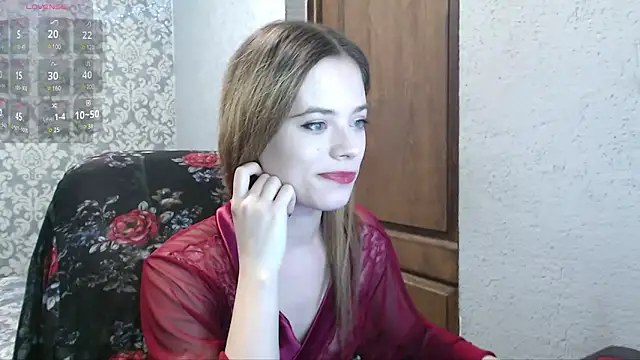 Snapshot of LauraBlan chatting on February 27, 2025, 8:20 pm LauraBlan online show from February 27, 2025, 8:20 pm
