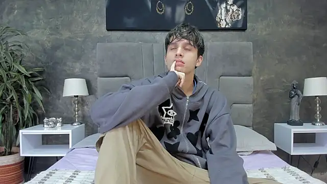 bruce hans online show from February 2, 2026, 11:53 am