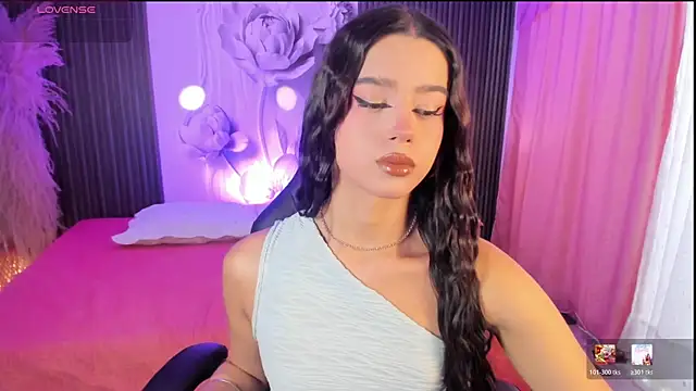 Snapshot of MattThompsonn chatting on July 17, 2026, 8:57 pm MattThompsonn online show from July 17, 2026, 8:57 pm