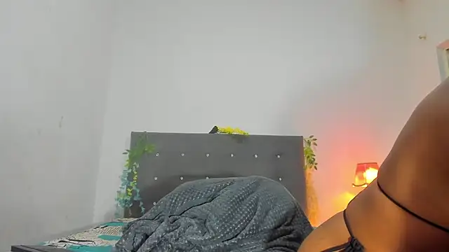 NoaBrowm online show from November 7, 2025, 9:48 pm