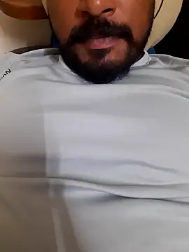 Snapshot of Chennaibull15 chatting on February 5, 2025, 6:15 pm Chennaibull15 online show from February 5, 2025, 6:15 pm