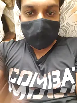 Snapshot of Chennaibull15 chatting on February 6, 2025, 6:24 pm Chennaibull15 online show from February 6, 2025, 6:24 pm