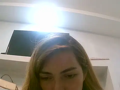 Snapshot of VittoriaTaylor chatting on February 10, 2026, 12:53 pm VittoriaTaylor online show from February 10, 2026, 12:53 pm