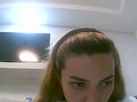 Snapshot of VittoriaTaylor chatting on February 13, 2026, 1:34 am VittoriaTaylor online show from February 13, 2026, 1:34 am