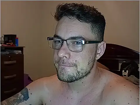 Dyllan   online show from April 16, 2026, 1:06 am