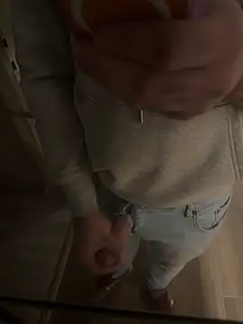 Klaus298 online show from December 2, 2025, 8:41 am