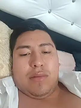 yony1379 online show from November 25, 2025, 10:04 am