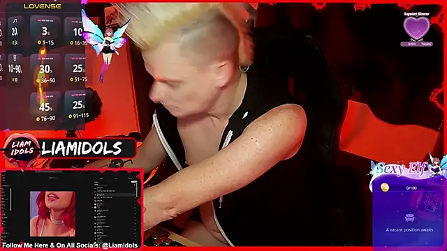 Snapshot of LiamIdols chatting on January 17, 2025, 3:45 am LiamIdols online show from January 17, 2025, 3:45 am