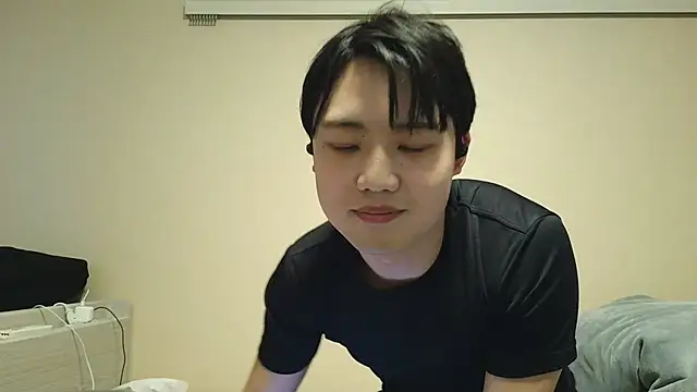 nunnun00 online show from February 23, 2025, 6:49 am