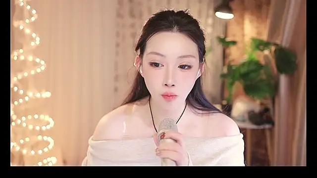 Snapshot of Dou-Dou-er chatting on February 14, 2025, 12:25 pm Dou-Dou-er online show from February 14, 2025, 12:25 pm