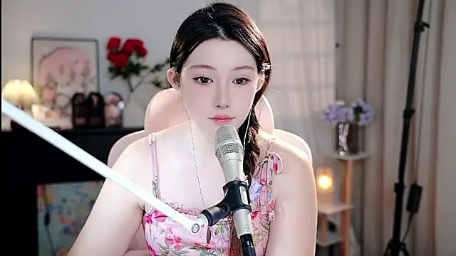 Snapshot of Dou-Dou-er chatting on September 26, 2025, 12:31 pm Dou-Dou-er online show from September 26, 2025, 12:31 pm