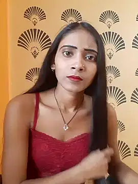 Snapshot of Divya-2007 chatting on February 17, 2025, 6:53 am Divya-2007 online show from February 17, 2025, 6:53 am