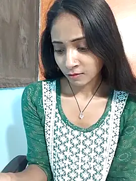 Snapshot of Divya-2007 chatting on February 28, 2025, 2:20 am Divya-2007 online show from February 28, 2025, 2:20 am