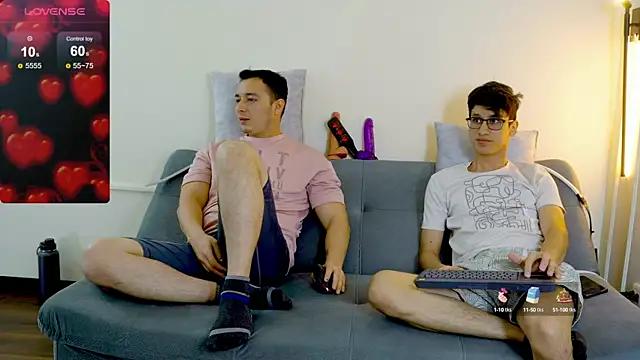 Snapshot of Cum_hunters chatting on February 6, 2025, 2:37 pm Cum hunters online show from February 6, 2025, 2:37 pm