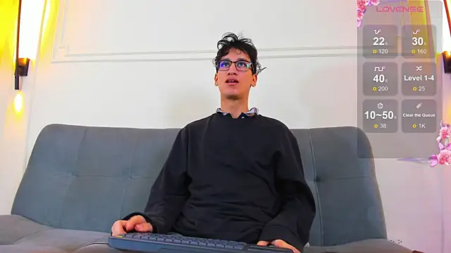 Cum hunters online show from April 7, 2026, 3:29 am