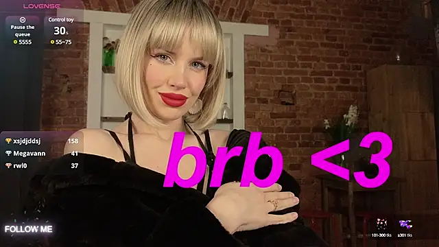 Snapshot of _TiffanyCo_ chatting on January 20, 2025, 9:46 am  TiffanyCo  online show from January 20, 2025, 9:46 am