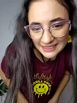 Snapshot of baaby-miiaa chatting on January 27, 2025, 12:22 am baaby-miiaa online show from January 27, 2025, 12:22 am