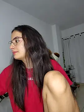 Snapshot of baaby-miiaa chatting on January 30, 2025, 4:27 am baaby-miiaa online show from January 30, 2025, 4:27 am