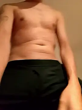 Snapshot of boyvergon chatting on November 19, 2025, 4:07 pm boyvergon online show from November 19, 2025, 4:07 pm