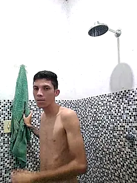 welitonzz28 online show from February 22, 2026, 9:35 pm