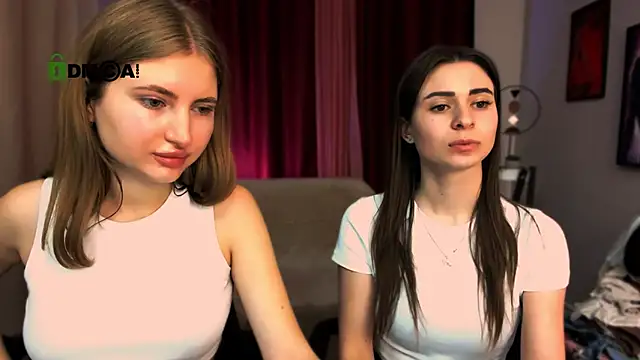 Snapshot of flora_ri chatting on January 22, 2025, 10:50 am flora ri online show from January 22, 2025, 10:50 am