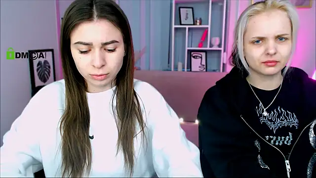 Snapshot of flora_ri chatting on February 11, 2025, 10:15 am flora ri online show from February 11, 2025, 10:15 am