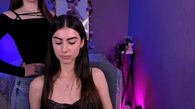 Snapshot of flora_ri chatting on February 18, 2026, 11:50 am flora ri online show from February 18, 2026, 11:50 am