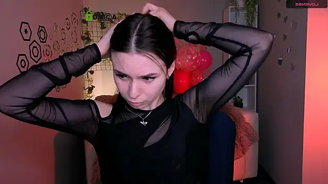 Snapshot of flora_ri chatting on February 24, 2026, 10:46 am flora ri online show from February 24, 2026, 10:46 am