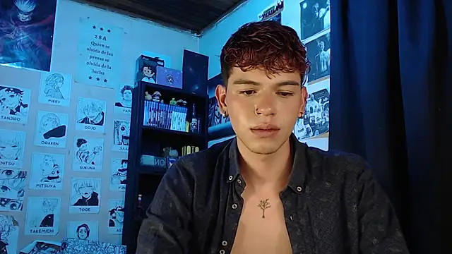 Snapshot of Mickey_Magic chatting on March 22, 2025, 7:47 am Mickey Magic online show from March 22, 2025, 7:47 am