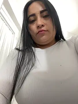 Snapshot of Miia_Jazmin chatting on October 11, 2025, 8:07 pm Miia Jazmin online show from October 11, 2025, 8:07 pm